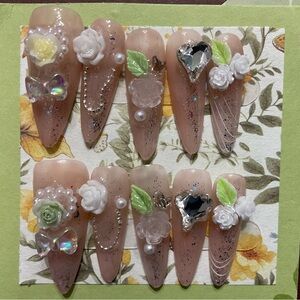 Elegant Floral Press-On Nails with 3D Embellishments - Bridal Collection